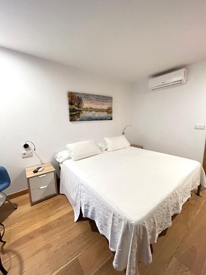 Pension Sarasate Памплона Экстерьер фото